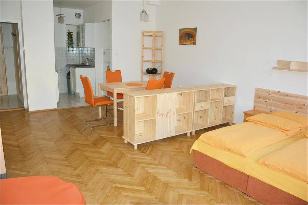 Apartmany Machek Прага Экстерьер фото
