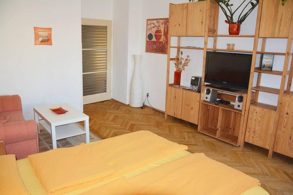 Apartmany Machek Прага Экстерьер фото