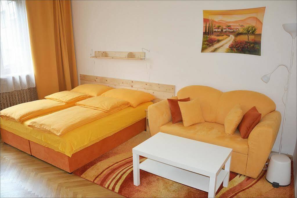 Apartmany Machek Прага Экстерьер фото